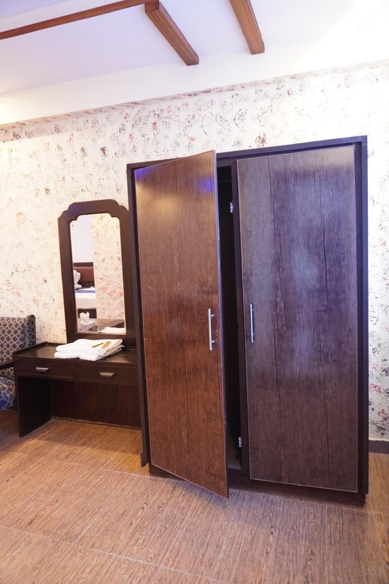 לאהור National Hotel מראה חיצוני תמונה
