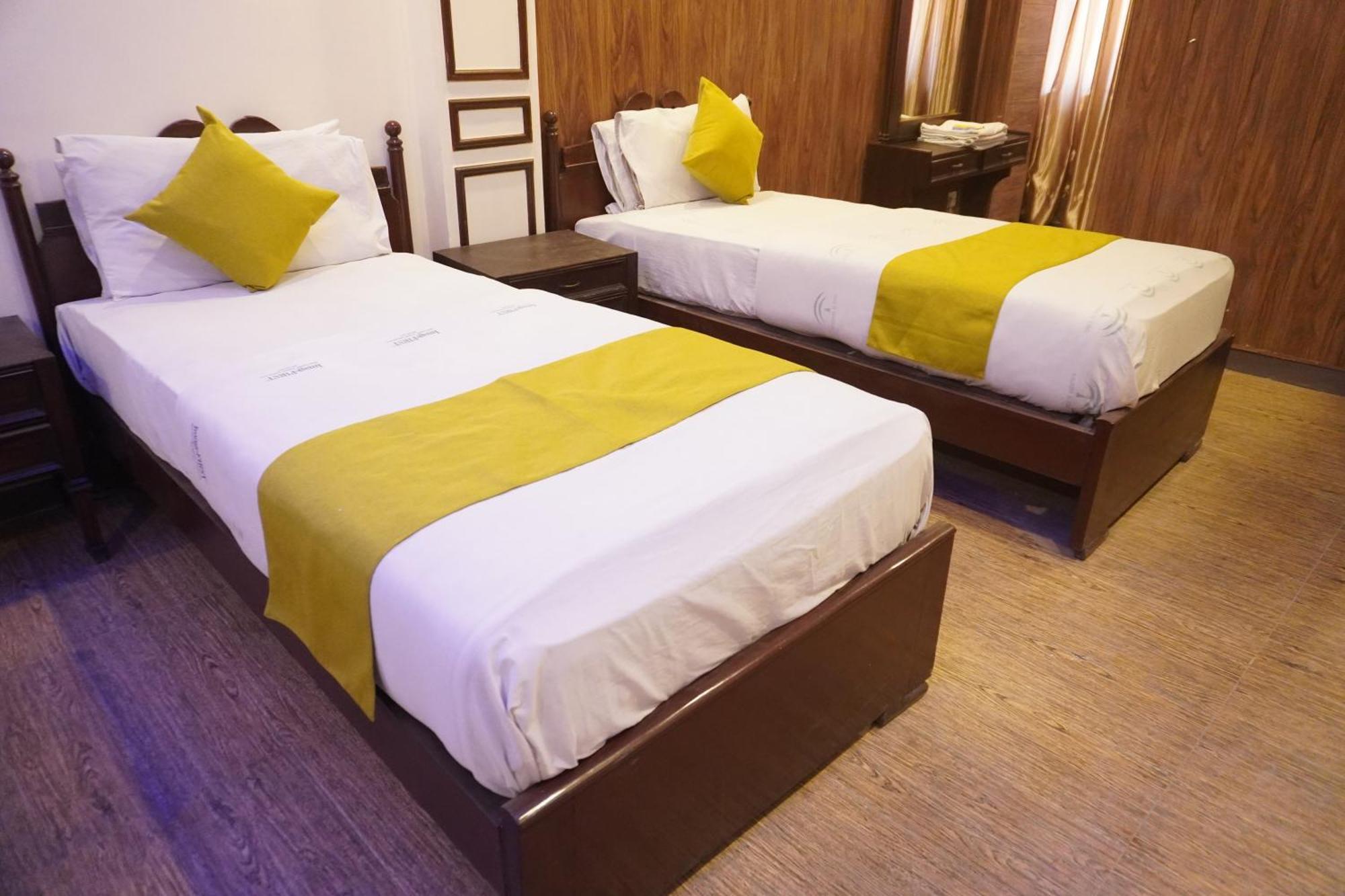 לאהור National Hotel מראה חיצוני תמונה
