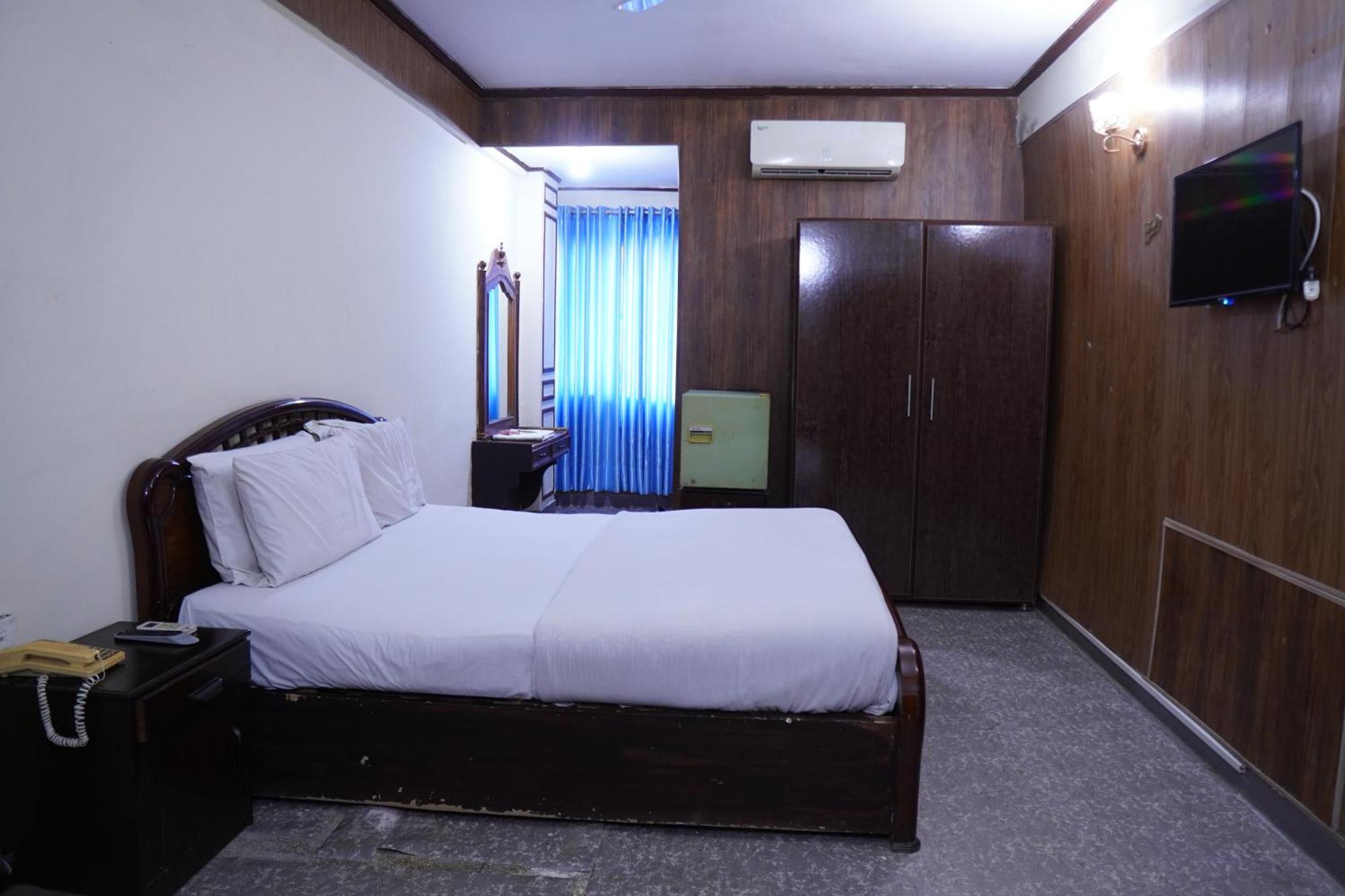 לאהור National Hotel מראה חיצוני תמונה